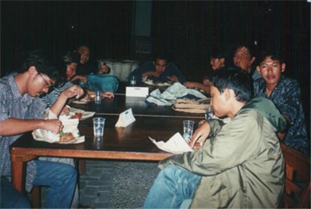 anak99.jpg (32527 bytes)
